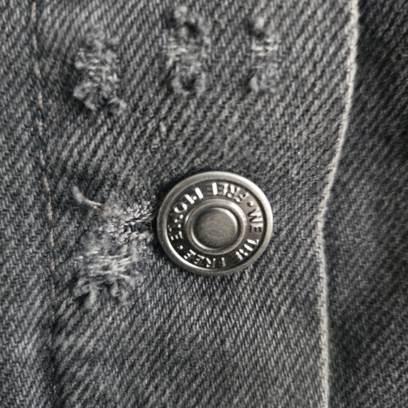 Free People Distressed Denim Jacket Black S (Fits Like M) Thrashed Grunge Skater - Picture 6 of 15